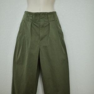 Banana Republic Pleated Twill Olive Pants 6